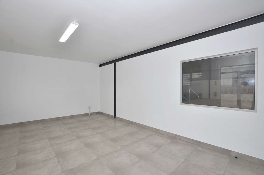 To Let Commercial Property for Rent in Dal Josafat Western Cape